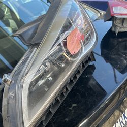 Sonata. 2015.   Head. Light.  R. End.  L.  130. Each. 