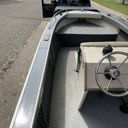 Boat 18’ Starcraft 