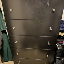 Dresser (moving , Need Gone)