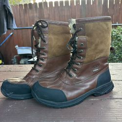 Gore-Tex Sherpa Lined UGG Boots Size 10