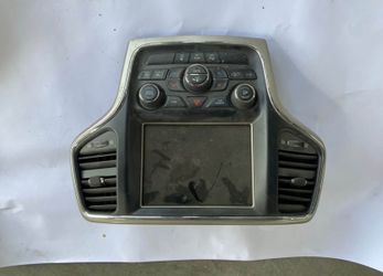 Jeep Grand Cherokee Radio 2015-18