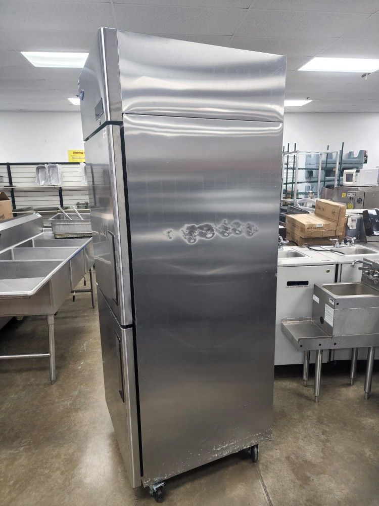 Quick Sale Brand New Unused Atosa Single Split Door Refrigerator Dent and Scratch. first Come First Serve