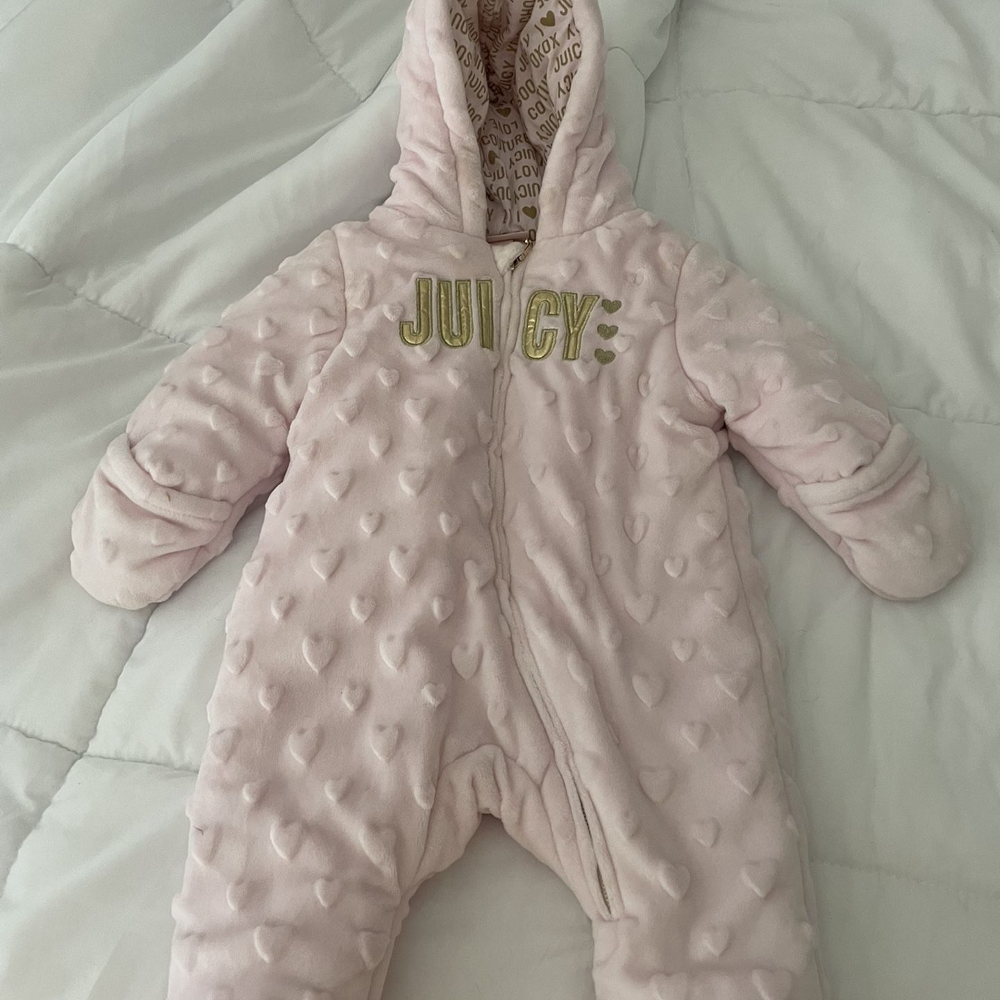 Juicy couture 2024 baby snowsuit