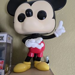 Jumbo Mickey Funko POP