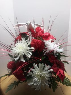 Cemetery Wreath/Flowers