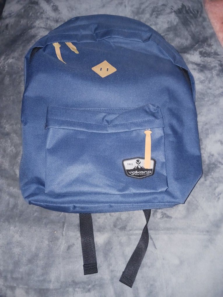 NEW  Volcano Laptop Backpack $25