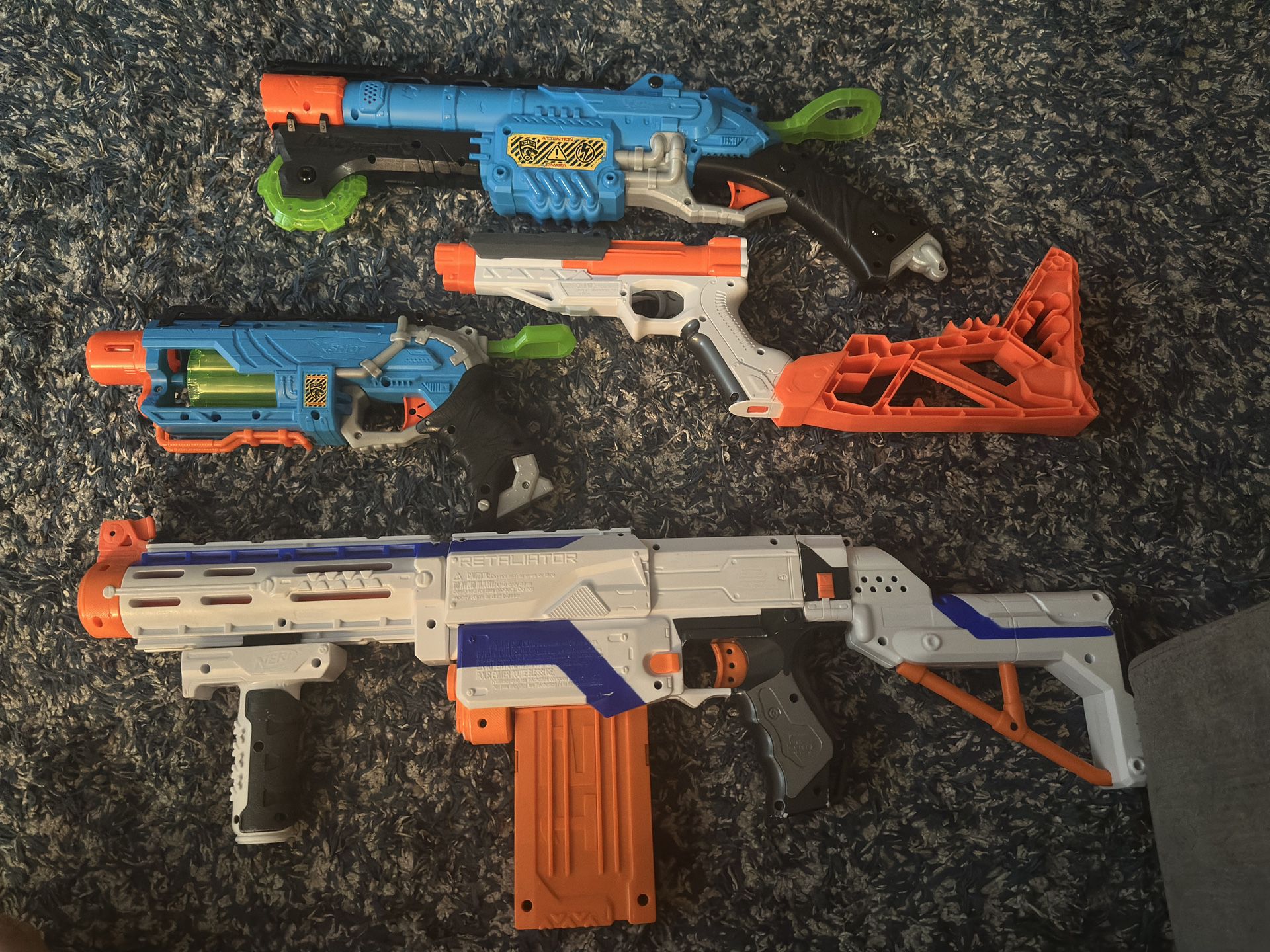 Set Of nerf Guns