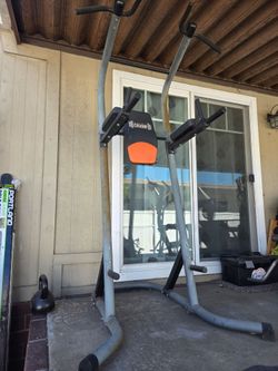 Body champ pull up and dip bar