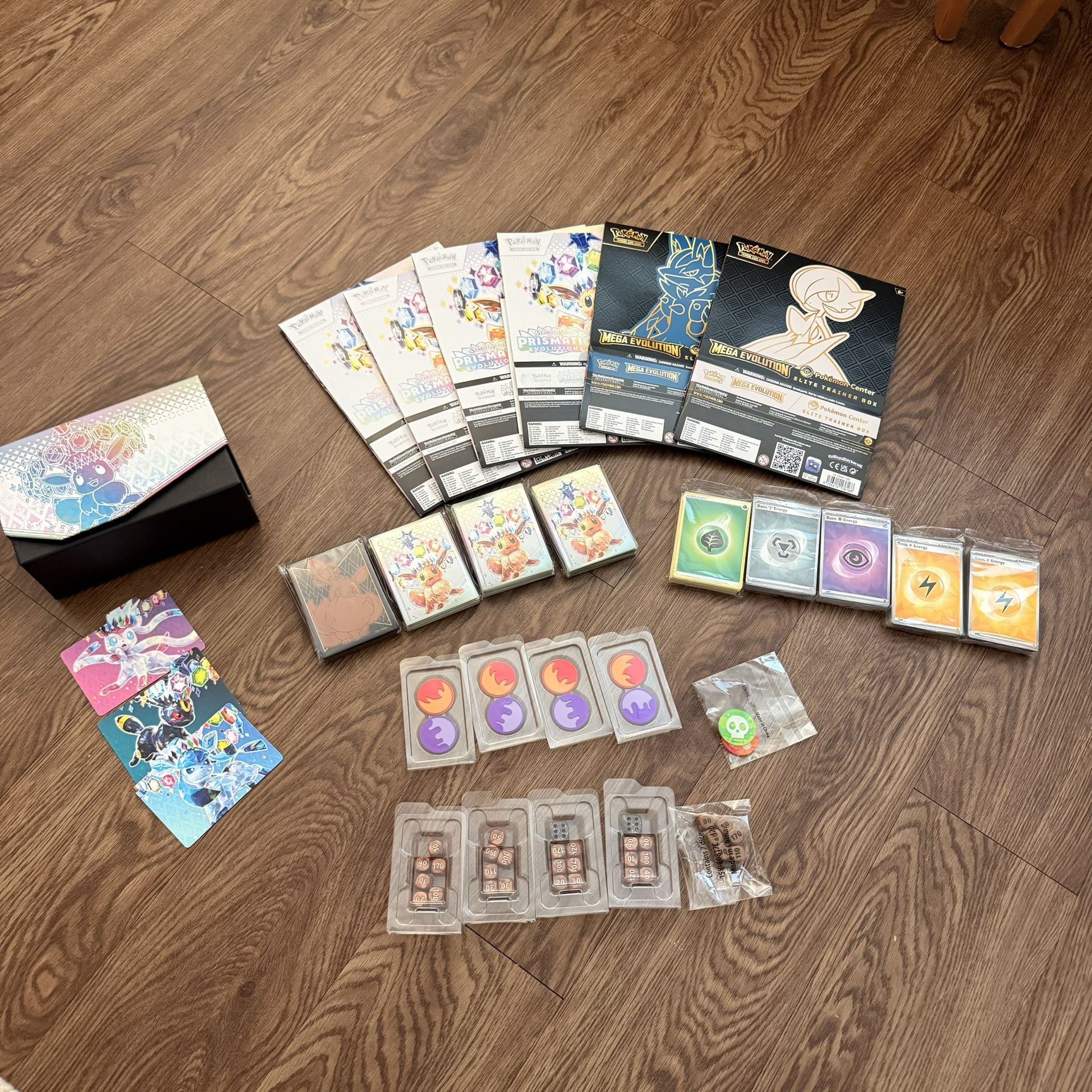 Pokemon Cards Accessories