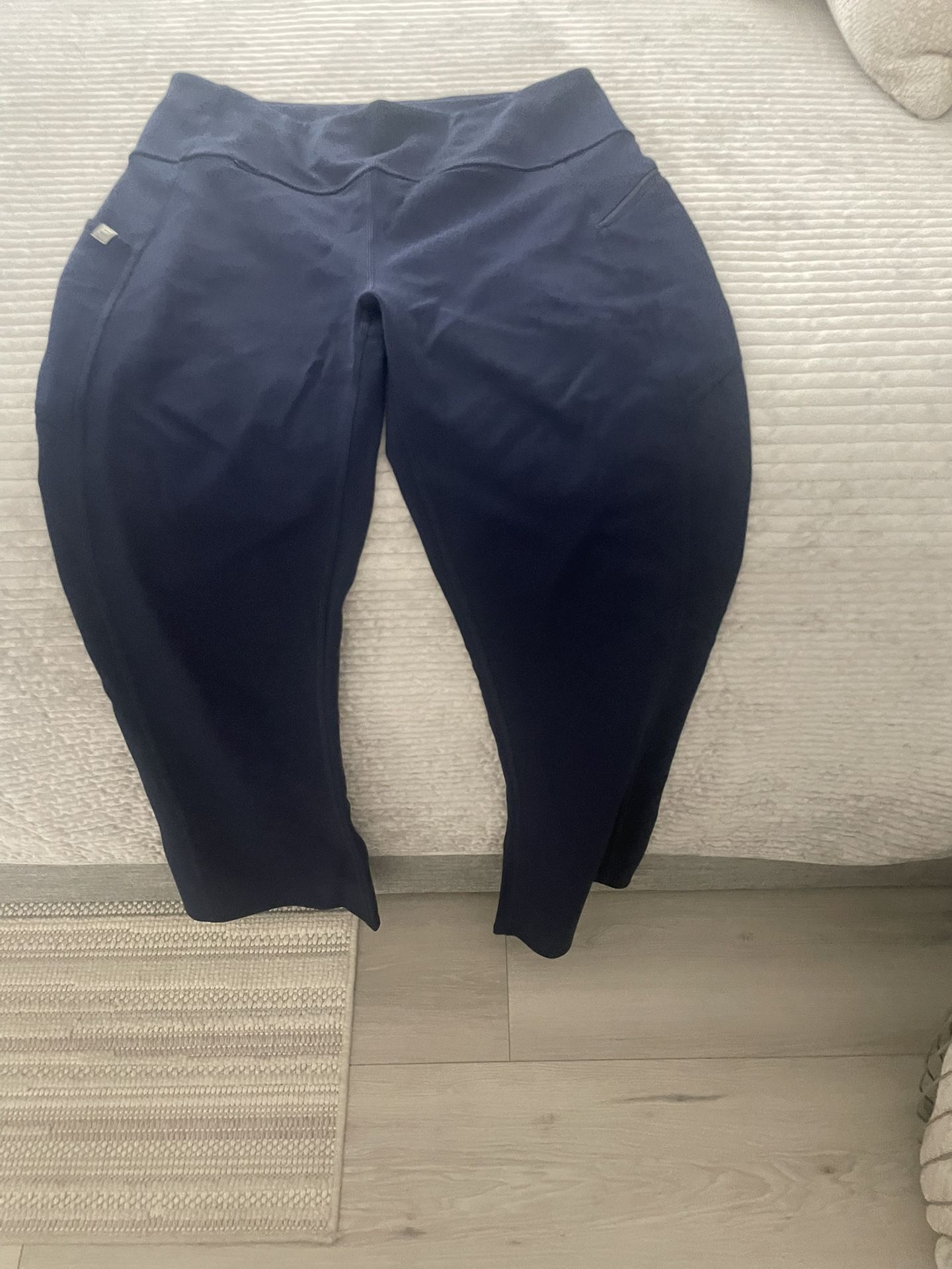 Fabletics Navy Scrubs XL Woman’s