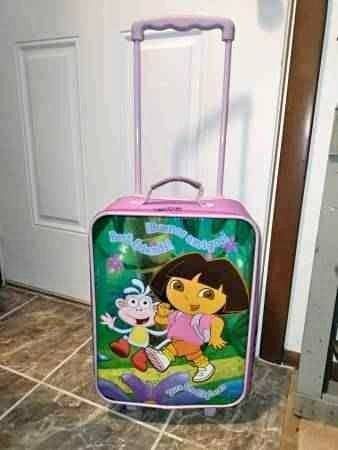 Dora rolling suitcase! Pull out handle on wheels!