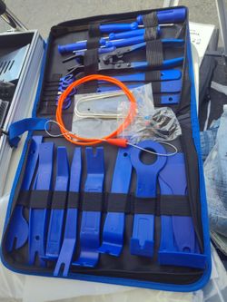 Removal tool set