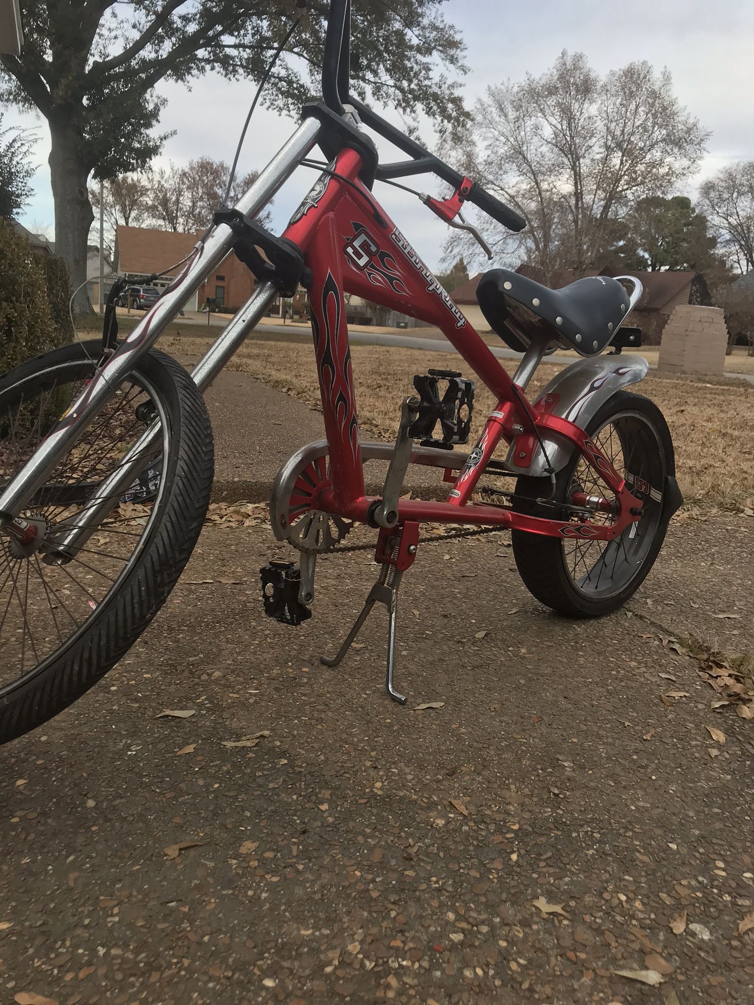 Schwinn Stingray Chopper Motorcycle Style Bike