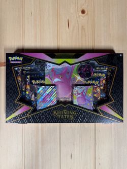 Shining Fates Shiny Crobat VMAX Premium Collection