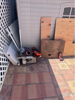 10-inch Craftsman table saw with extra tools