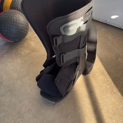 Left Walking Boot 