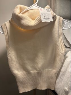 New Zara Sweater top
