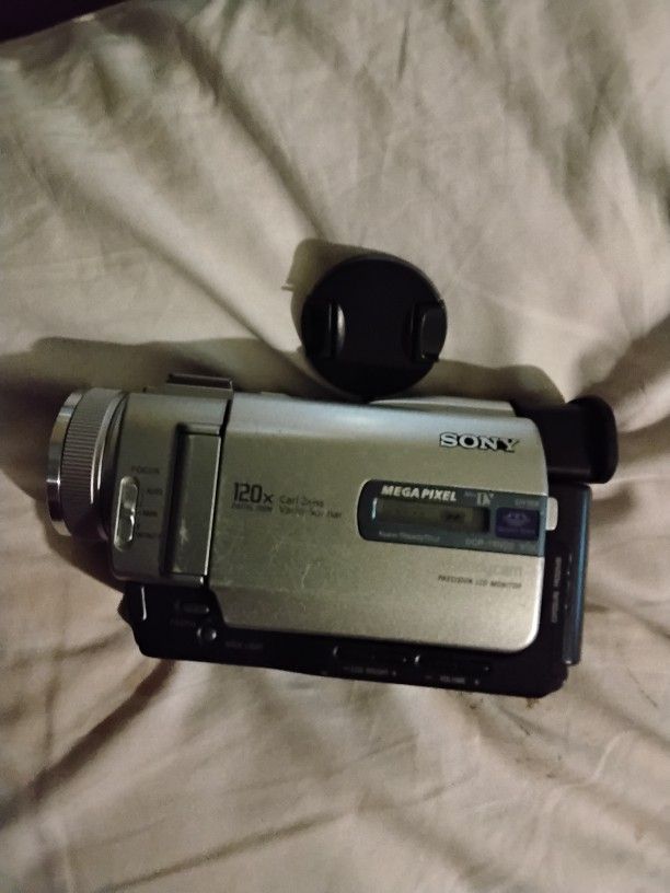 Sony digital video camera handycam Dcr trv20