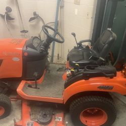 Kubota BX1880 4WD Diesel Tractor – Like New with Mower Deck & Blade