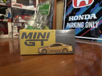 Mini GT Top Secret Nissan Skyline GTR R34 1/64 Scale