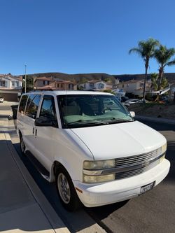 2003 Astro van