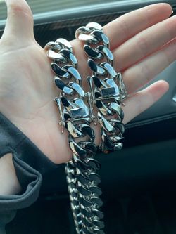 Brand new 18k white gold filled Cuban link chain and bracelet set thick