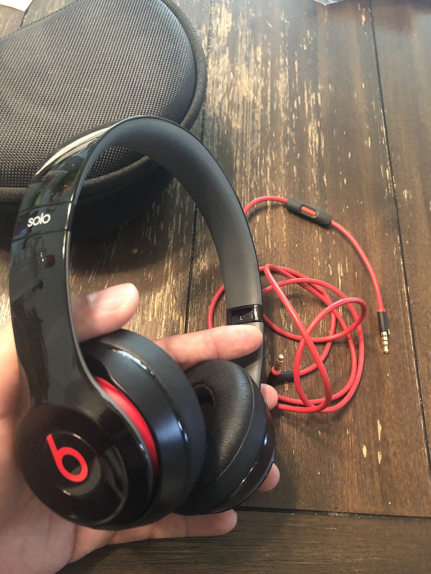 Beats solo wired