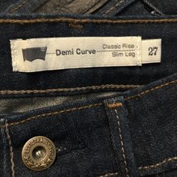 LEVIs DEMI CURVE CLASSIC SLIM LEG