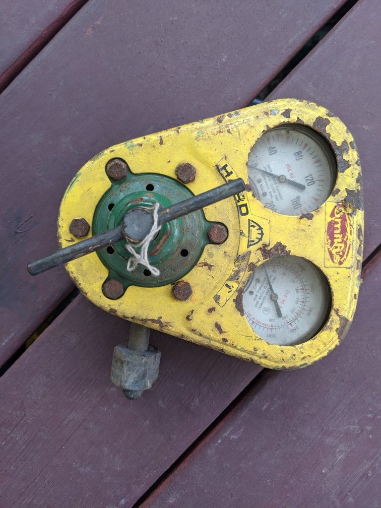 Hard Hat Welding Gauge