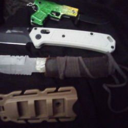 3 Pocket Knives Lot 