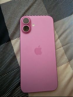 iPhone 16 plus pink