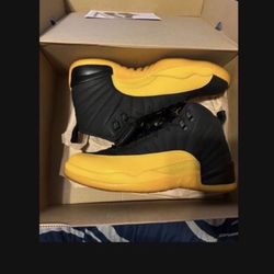 Retro 12 university gold size 13