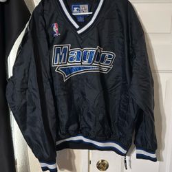 Hoodies, Jackets And Windbreakers 