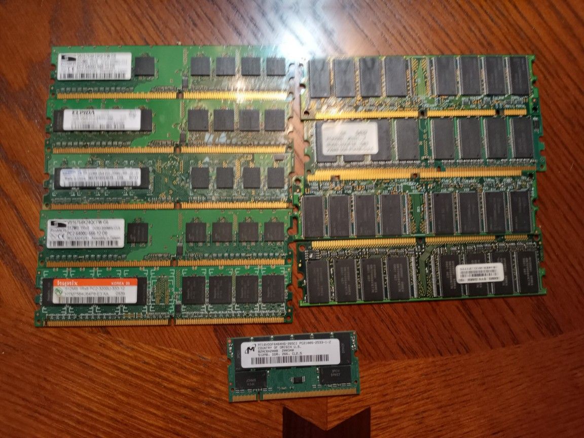 Lot Of 9 Sticks Of Ram. "Vintage", Desktop. Any Use?