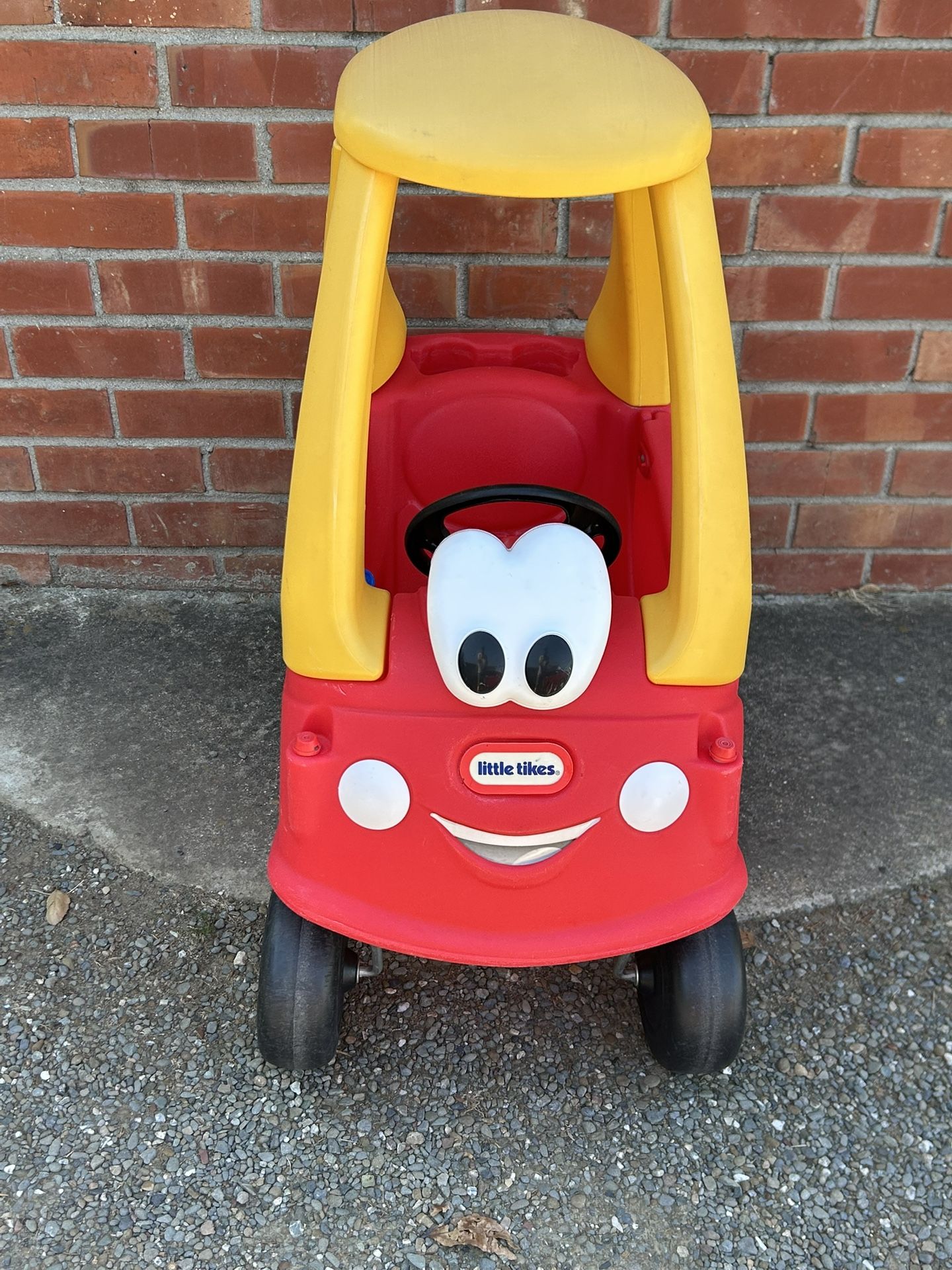 Little Tikes Cozy Coupe