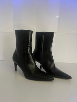 Gucci boots New in original box