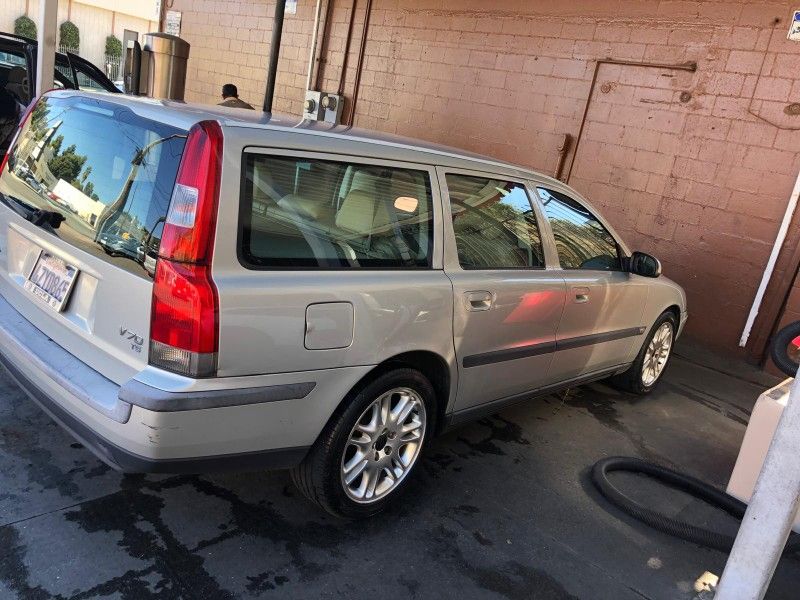 2002 Volvo V70