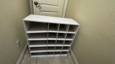 White 16-Cube Storage Organizer