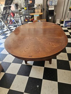 4 Seat Dining Table and Chairs