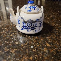Vintage Armbee Delft Blue Onion Tea Kettle