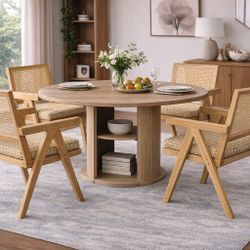 Round Rattan Table And 4 Chairs 