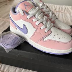 Air Jordan 1 Low SE Arctic Punch (GS)