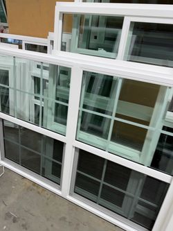 Windows White-Retro
