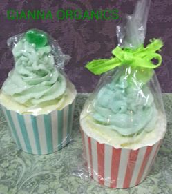 Cupcake Bath fizzes vanilla Berry