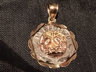 14k solid gold mi primera comunión pendant