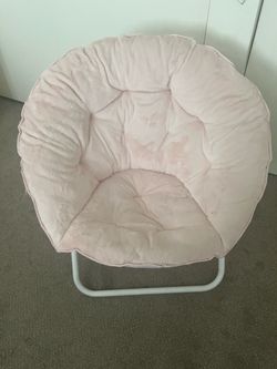 Soft pink chair