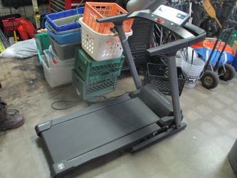 Used Proform CC300 Folding Treadmill (No Incline)- 66634-1