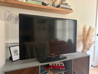 Philips 40” LED HDTV