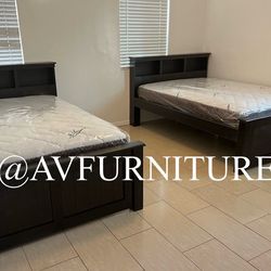 2 Full Beds and 2 Mattresses