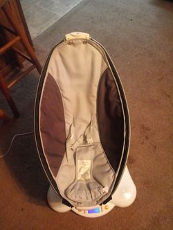 Baby swing